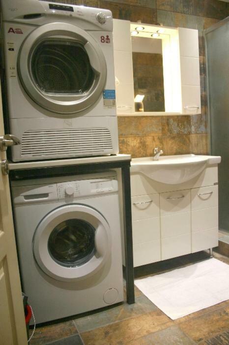 Pavlou Mela Apartment アテネ エクステリア 写真